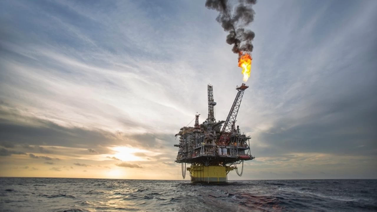 Διεκδικούν την κυπριακή ΑΟΖ οι Τούρκοι – Άγκυρα: «Παραβιάζετε τις θαλάσσιες περιοχές μας» – Συνεδριάζει το τουρκικό ΣΕΑ